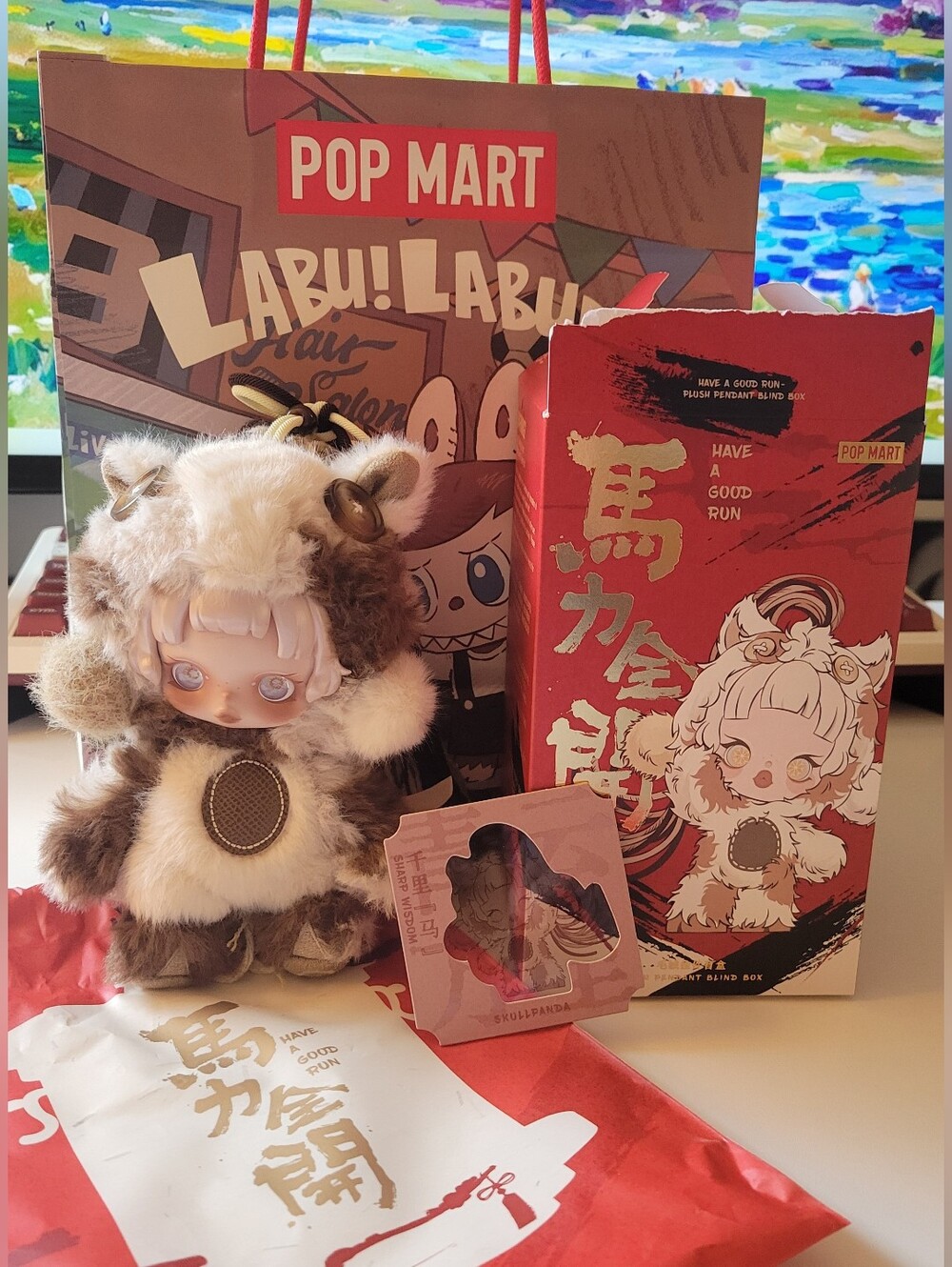 Pop Mart Skullpanda Have A Good Run - Sharp Wisdom